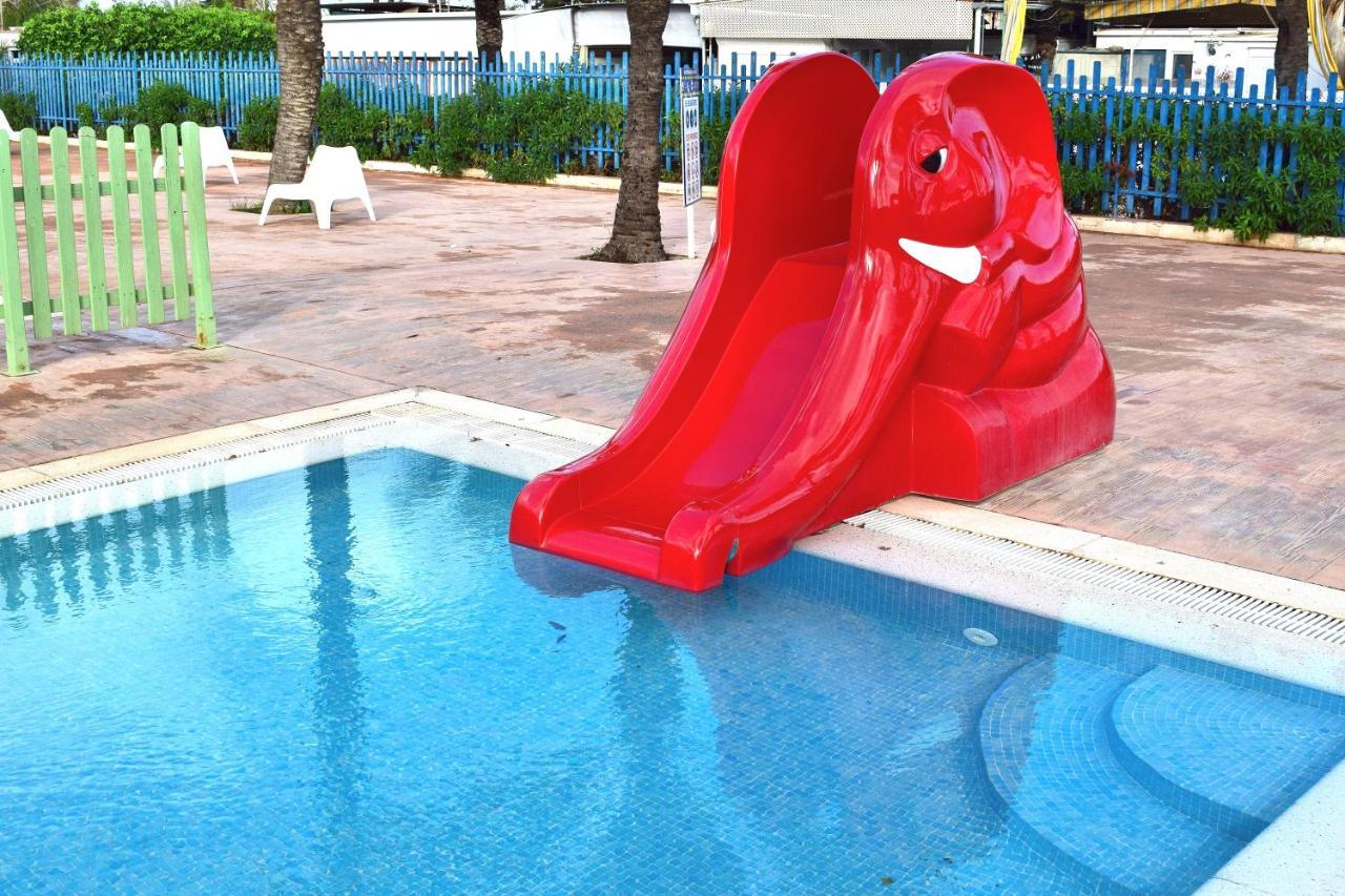 Casita Movil En Camping De La Manga Hotell Eksteriør bilde